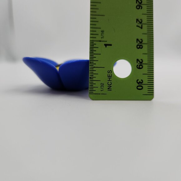 3D Printed Flower Magnets - Red, White, and Blue Bundle - PLA Filament - Picture 4 of 5